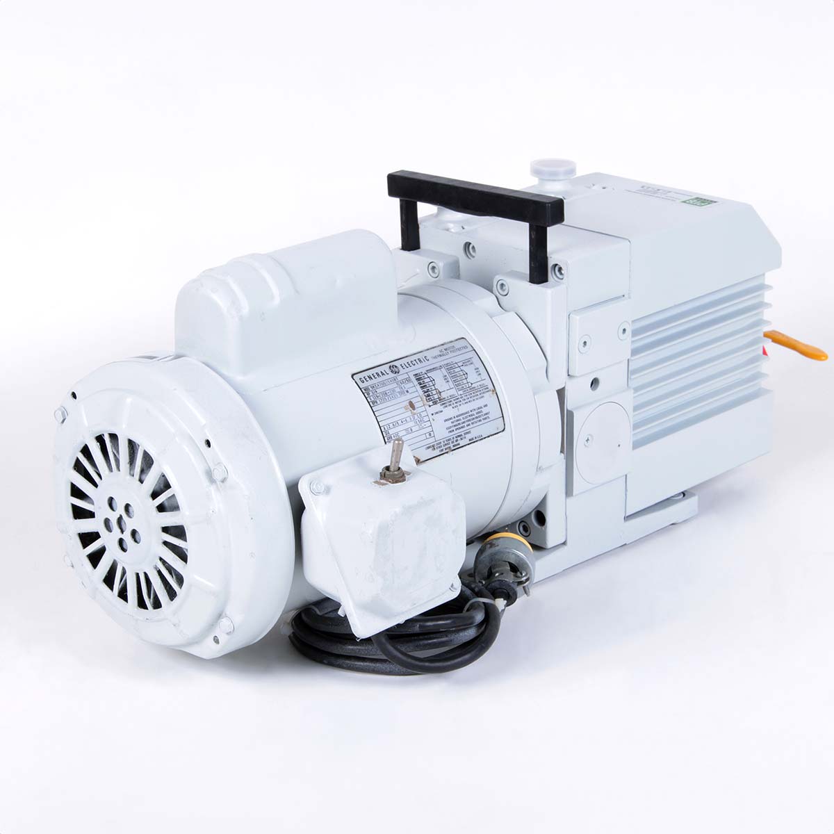 Leybold TRIVAC D8B - REBUILT