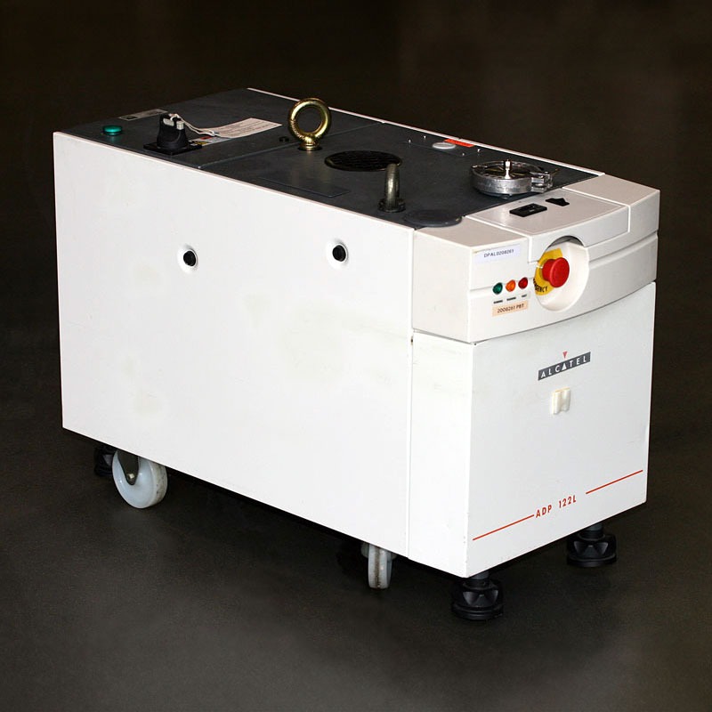 DYN AP A Cついに登場王様箱付 Adixen Alcatel ADP 122 L Dry Vacuum Pump - REBUILT